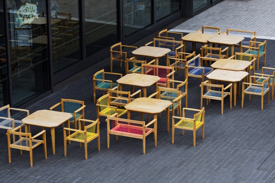 RISE中央広場 屋外家具 1